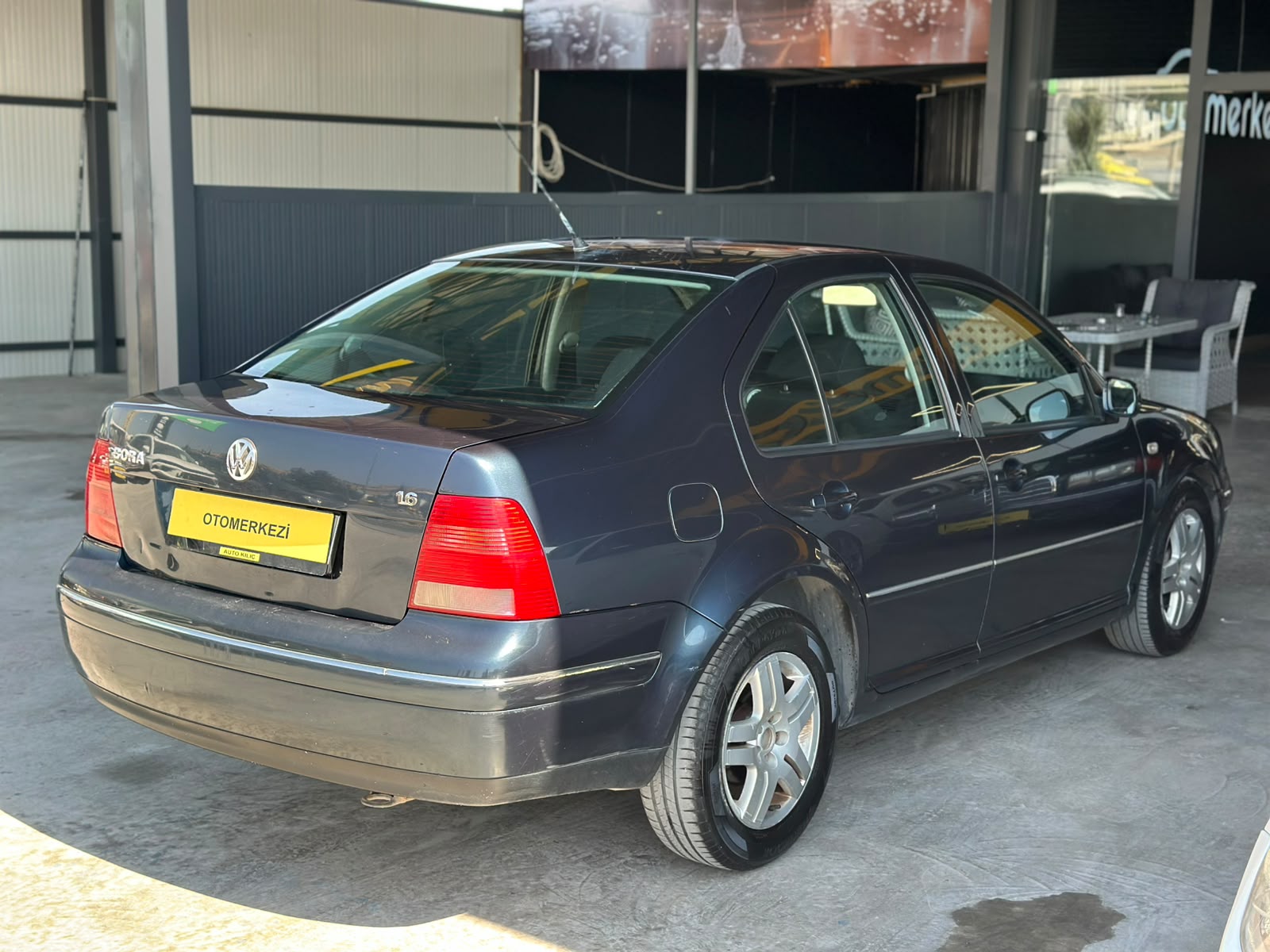 VOLKSWAGEN JETTA 5